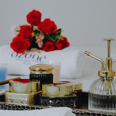 Doubletree By Hilton Fujairah City Εξωτερικό φωτογραφία A set of skin care products