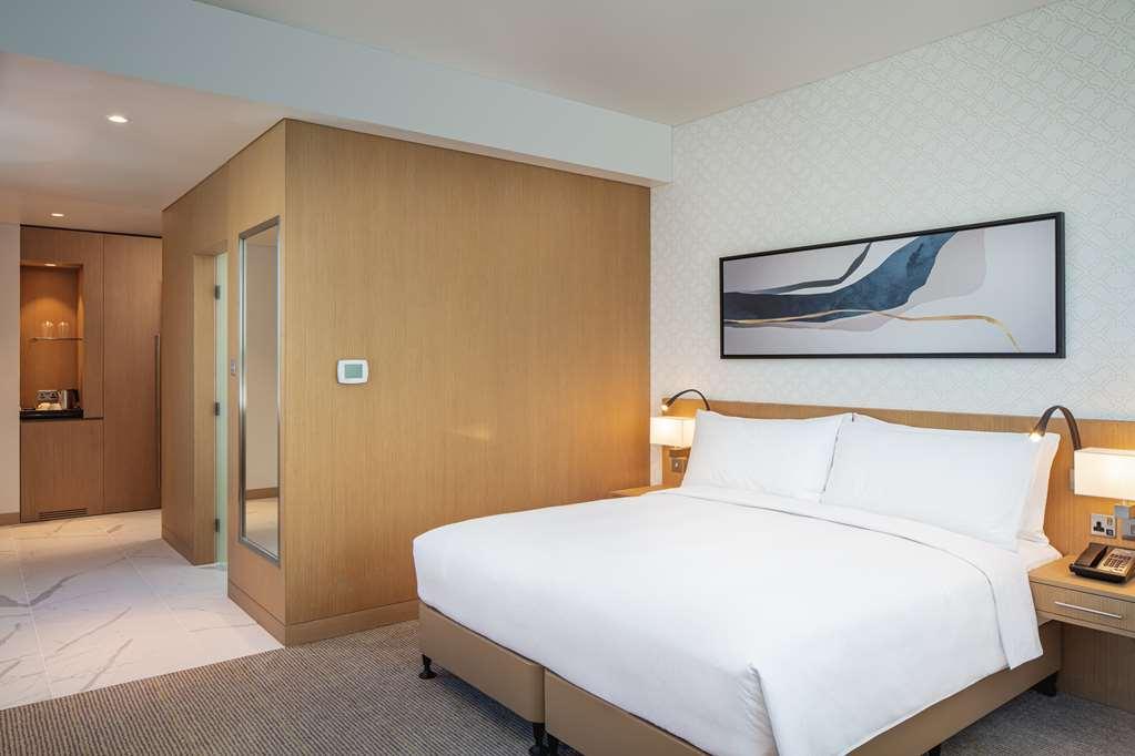 Doubletree By Hilton Fujairah City Δωμάτιο φωτογραφία