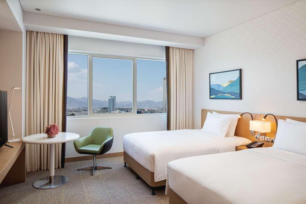 Doubletree By Hilton Fujairah City Δωμάτιο φωτογραφία