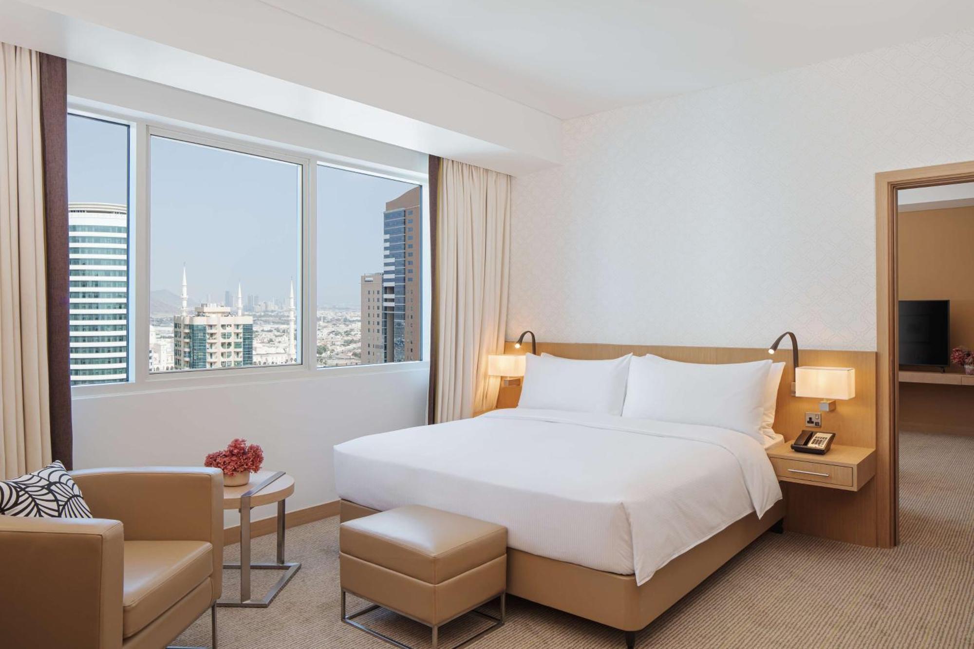 Doubletree By Hilton Fujairah City Εξωτερικό φωτογραφία